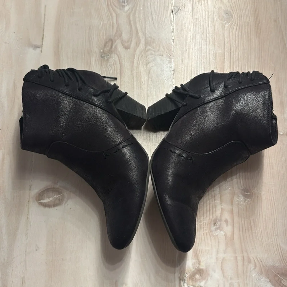 Report Heels - Picture 4 of 12